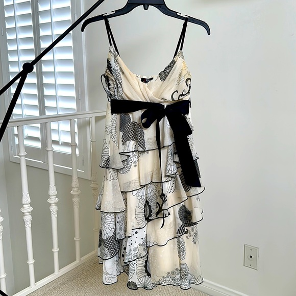 Morgan de toi - black and white ruffle dress with floral details and bow - Picture 1 of 13